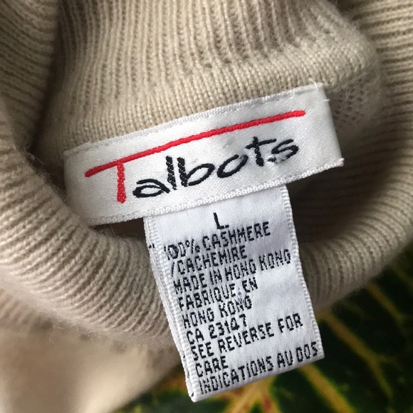 Talbots cashmere sweater. - Picture 8 of 8